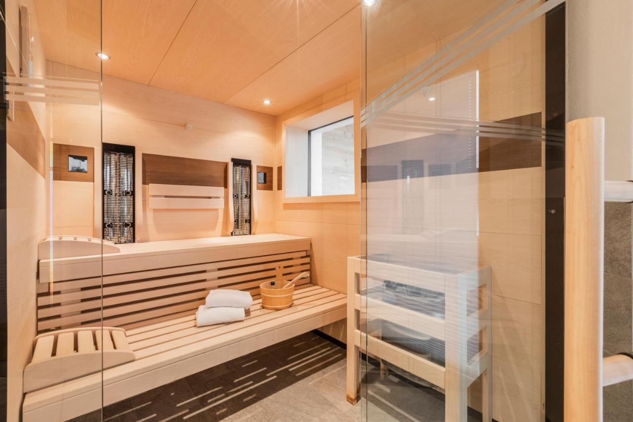 Loewen Chalets Seefeld in Tirol Exterior photo