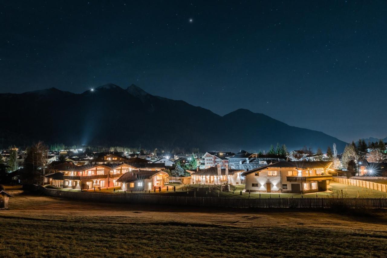 Loewen Chalets Seefeld in Tirol Exterior photo