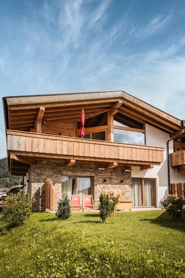 Loewen Chalets Seefeld in Tirol Exterior photo