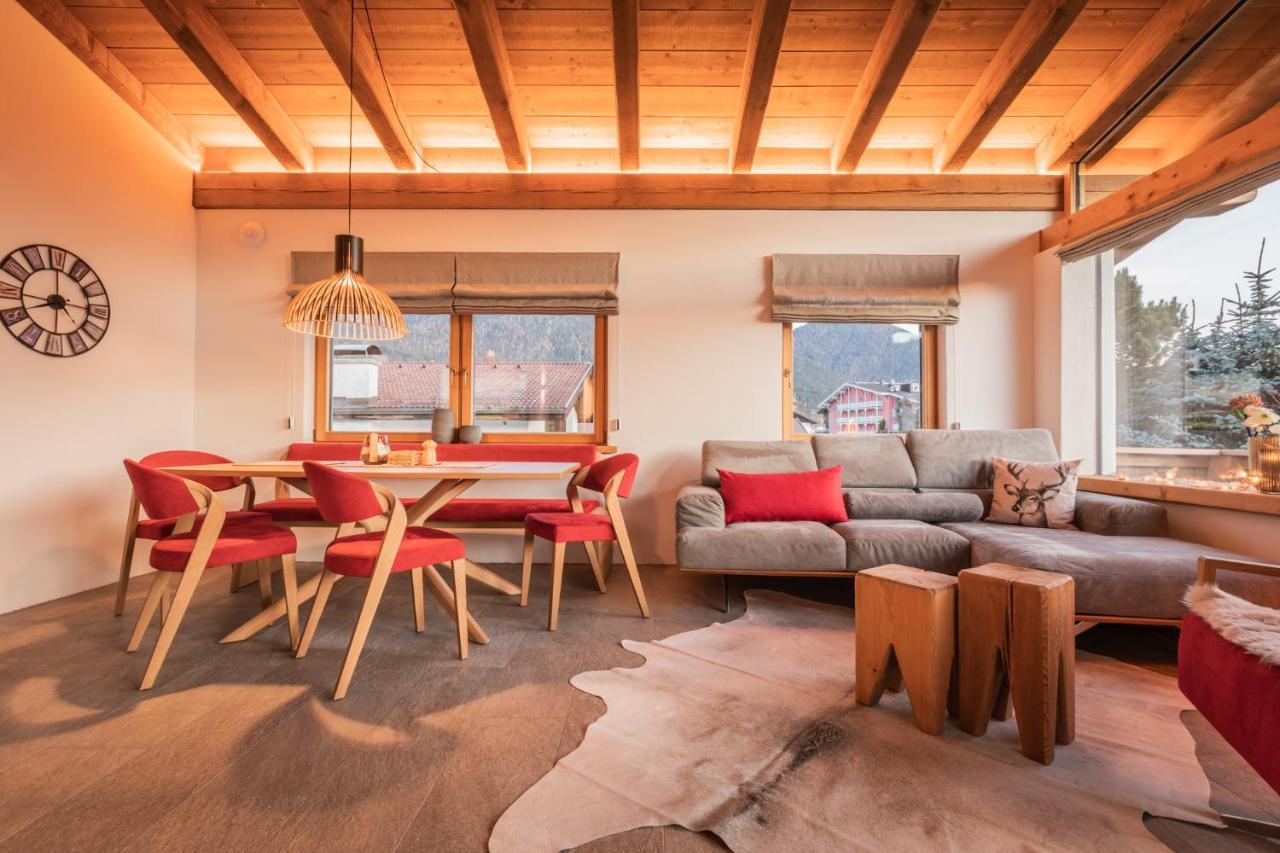 Loewen Chalets Seefeld in Tirol Exterior photo