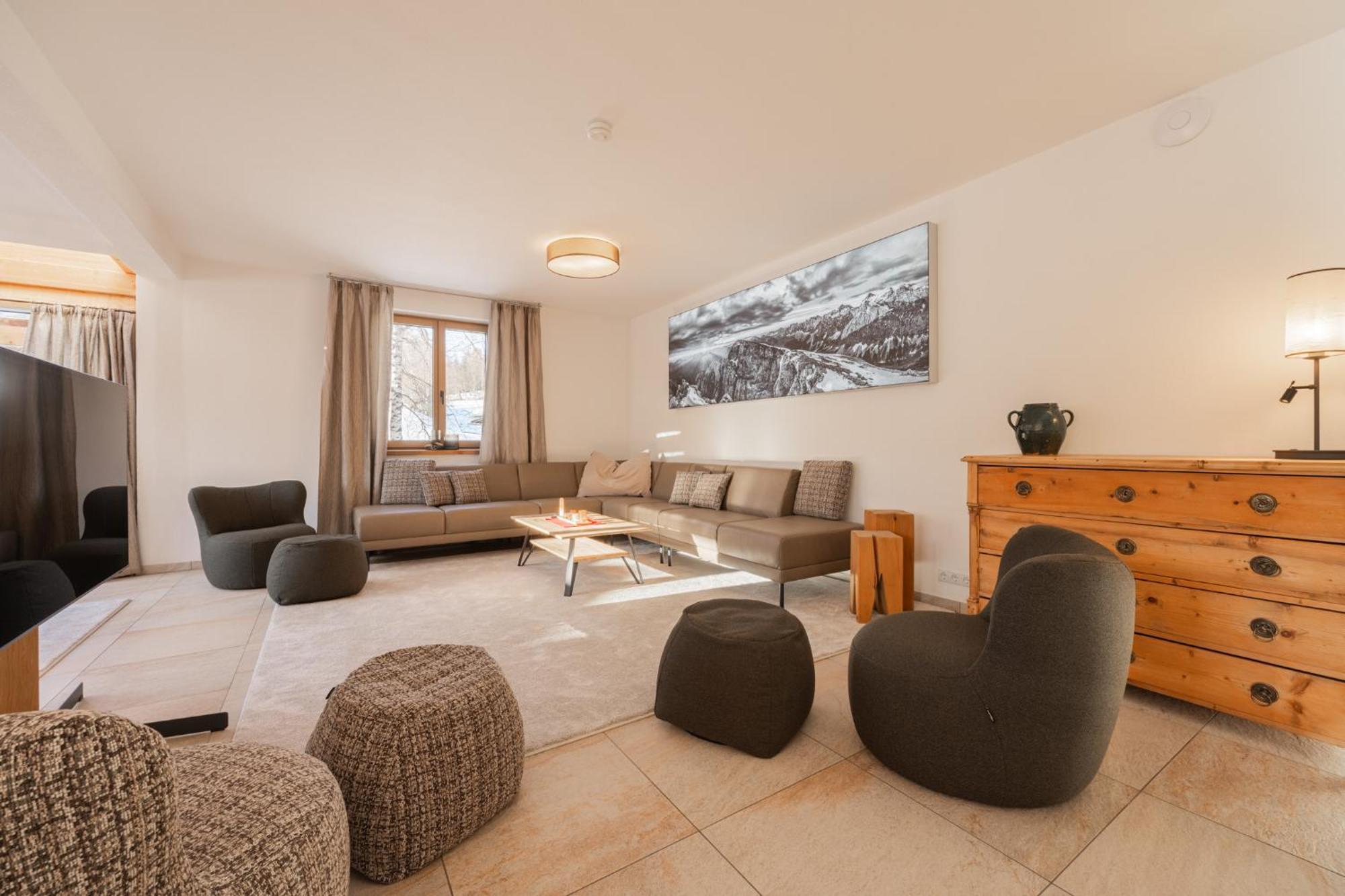 Loewen Chalets Seefeld in Tirol Exterior photo