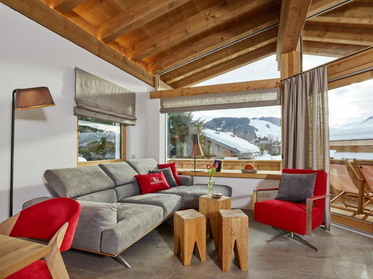Loewen Chalets Seefeld in Tirol Exterior photo