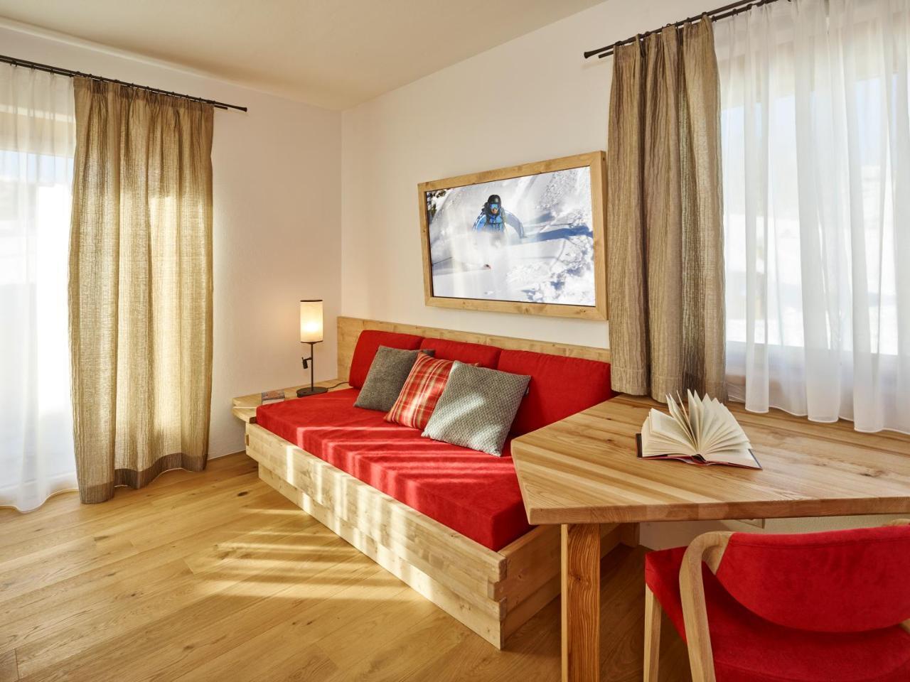 Loewen Chalets Seefeld in Tirol Exterior photo