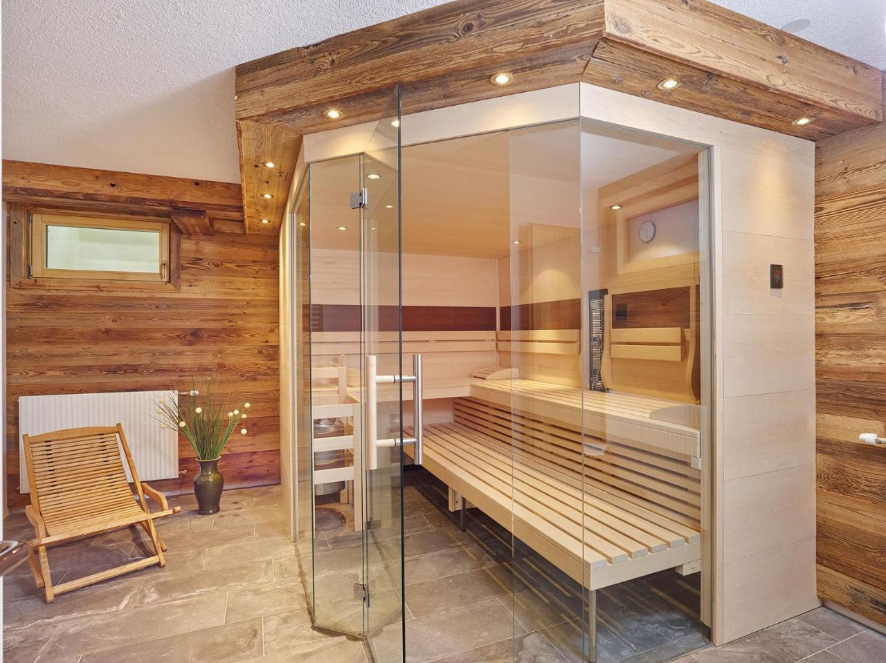 Loewen Chalets Seefeld in Tirol Exterior photo